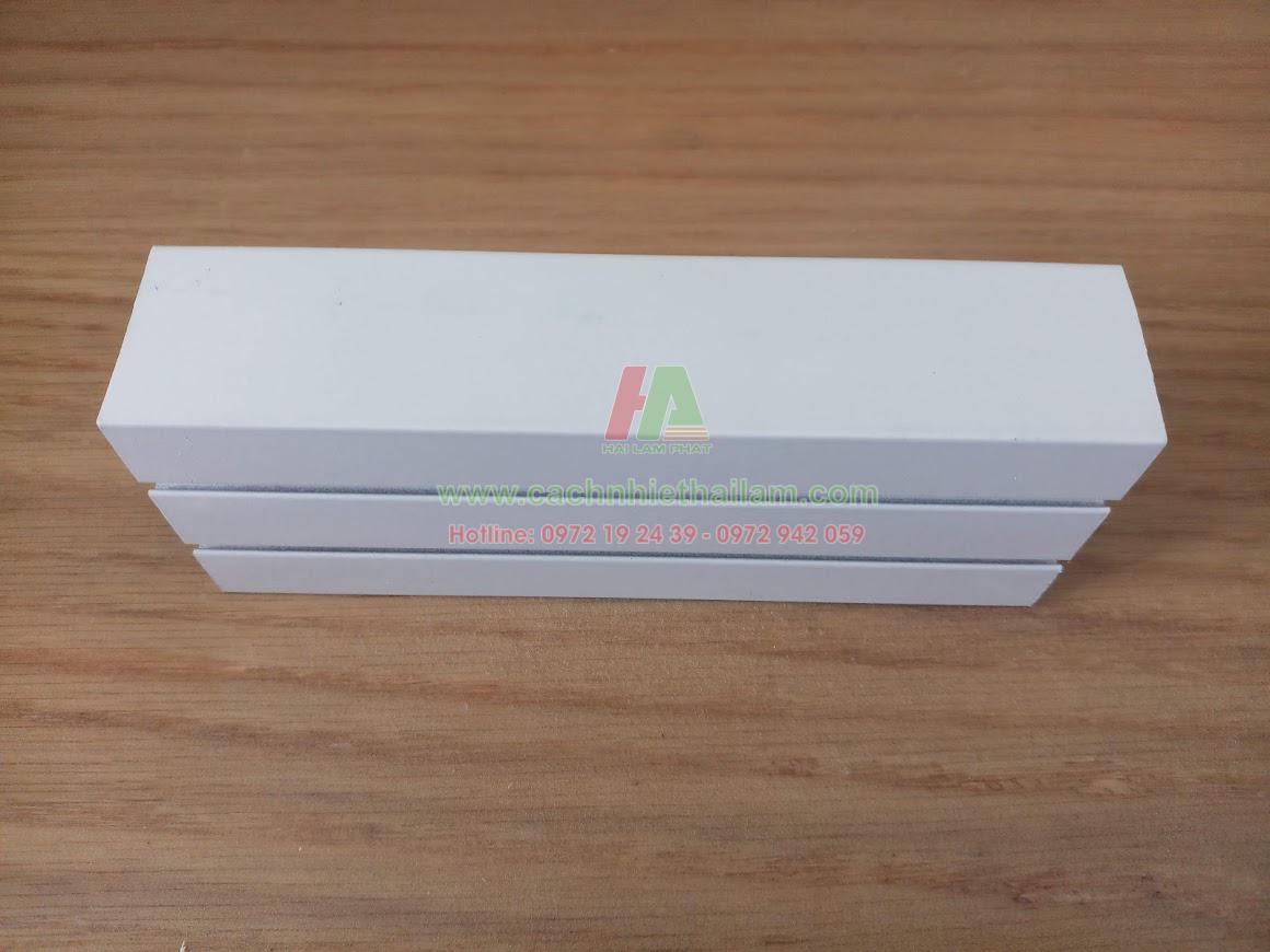 U đáy cửa - Ảnh 3